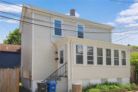 5 Davis Court, Newport, RI 02840