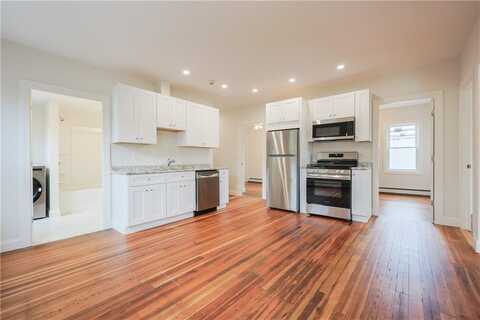 529 Wood Street, Bristol, RI 02809