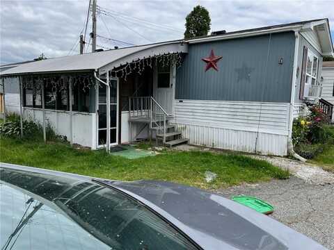 4 First Street, Portsmouth, RI 02871
