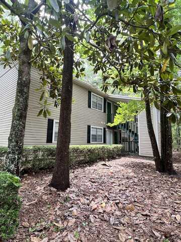2985 Woodrich Drive, Tallahassee, FL 32301