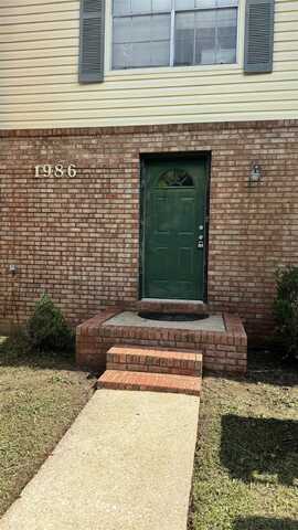 1986 Portland Avenue, Tallahassee, FL 32303