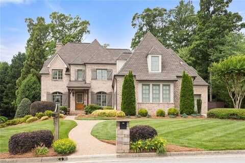 3105 Wynnewood Drive, Greensboro, NC 27408