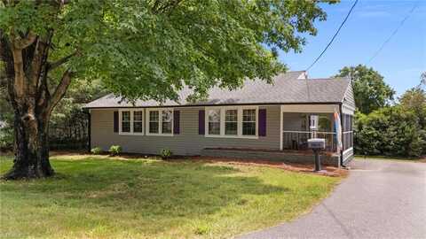2826 Westridge Road, Winston Salem, NC 27103