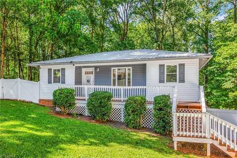 4429 Bryn Mawr Lane, Winston Salem, NC 27103