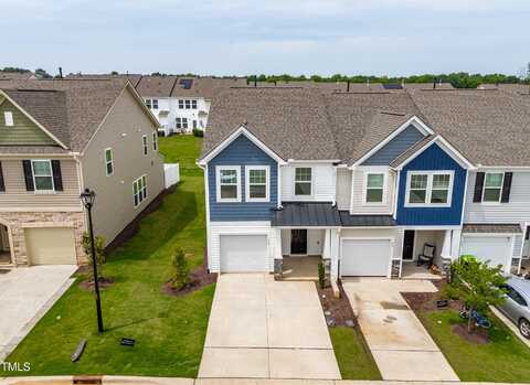 52 Clear Bead Court, Clayton, NC 27527