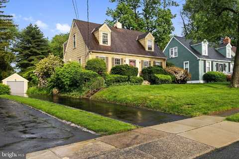 10 PERSHING AVENUE, EWING, NJ 08618