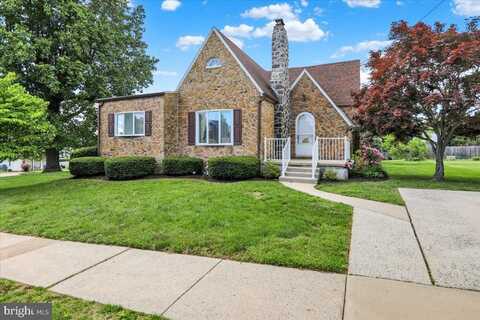 1807 KING STREET, READING, PA 19605
