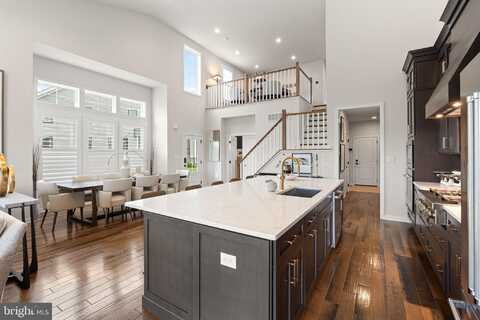 71 TAMARACK CIRCLE, EAGLEVILLE, PA 19403