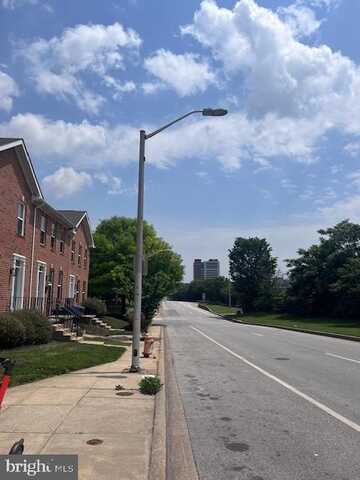 924 W FRANKLIN STREET, BALTIMORE, MD 21223
