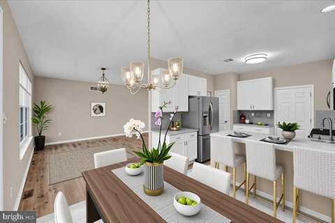 28 W HOUNDPACK WAY, GLEN MILLS, PA 19342