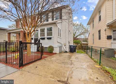 2802 BRUCE PLACE SE, WASHINGTON, DC 20020