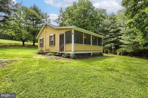 340 SMITH ROAD, ORBISONIA, PA 17243