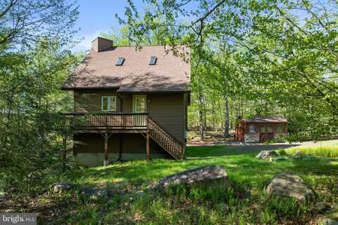 2107 LENAPE TERRACE, CANADENSIS, PA 18325