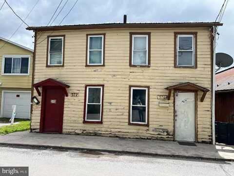 372 & 376 BURKHART AVENUE, CHAMBERSBURG, PA 17201