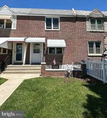 5255 WESTPARK LANE, CLIFTON HEIGHTS, PA 19018
