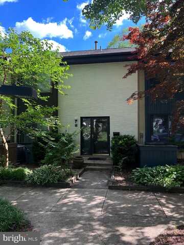 2040 GOLF COURSE DRIVE, RESTON, VA 20191