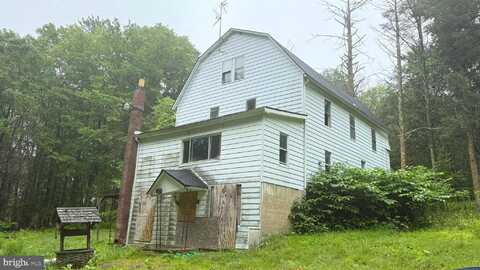 431 2ND ST, HARVEYS LAKE, PA 18618