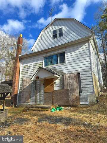 431 2ND ST, HARVEYS LAKE, PA 18618