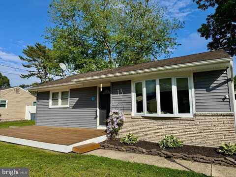 13 PRINCETON ROAD, SOMERS POINT, NJ 08244