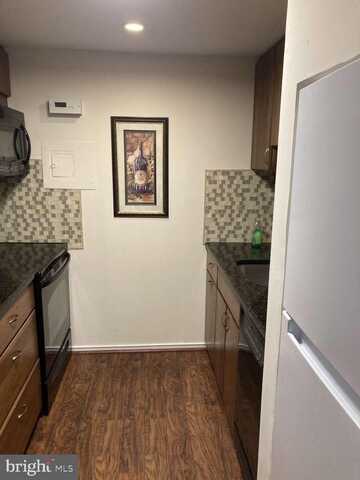 33 W CHESTER PARK, RIDLEY PARK, PA 19078
