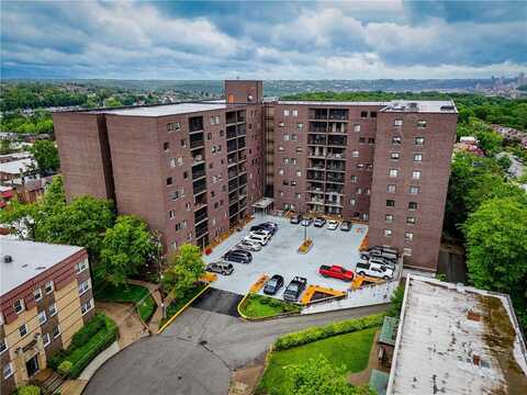 5600 Munhall Rd, Squirrel Hill, PA 15217