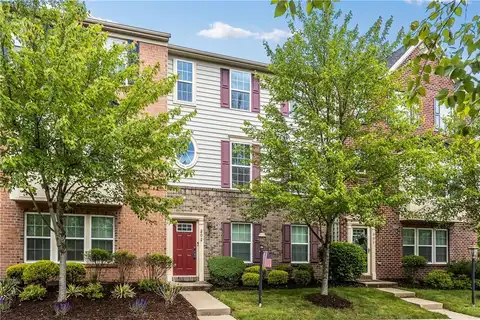 302 Pointe View Drive, Adamstown, PA 16046