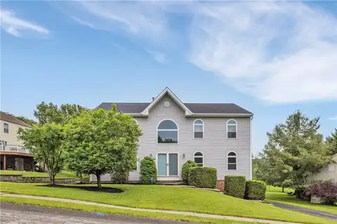 110 Jessica Dr, Cranberry Twp, PA 16066