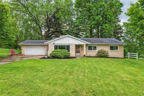 19 Ruth St, Hempfield Twp - MER, PA 16125