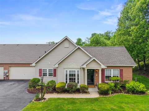 6102 Caledonia Ct, Fayette, PA 15017
