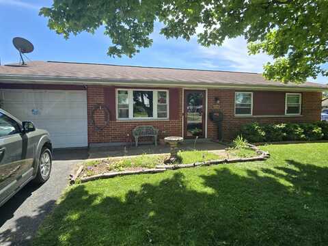1006 Mayfield Drive, Troy, OH 45373