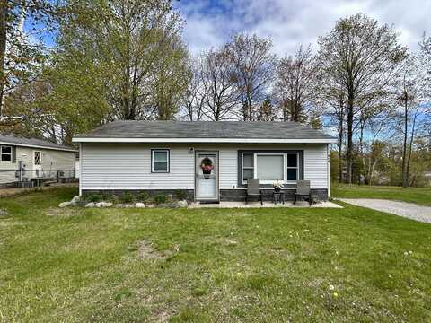 914 W Cadillac Street, Mackinaw City, MI 49701