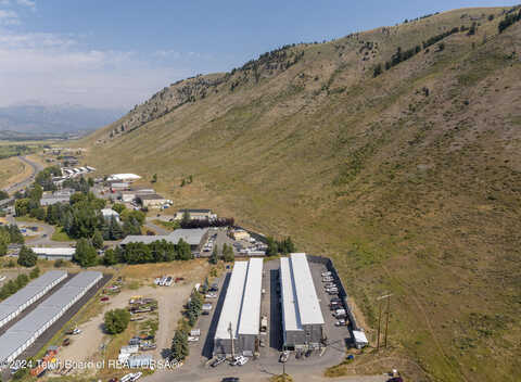 W Deer Dr, Jackson, WY 83001