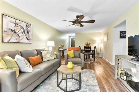 Child St, Warren, RI 02885