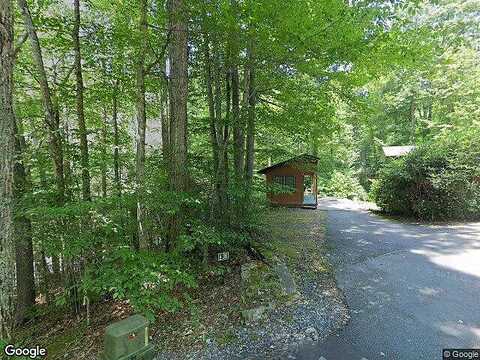 Sourwood Knl, Newland, NC 28657