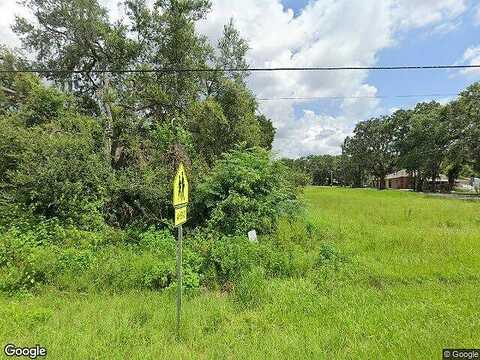 E Alsobrook St, Plant City, FL 33563