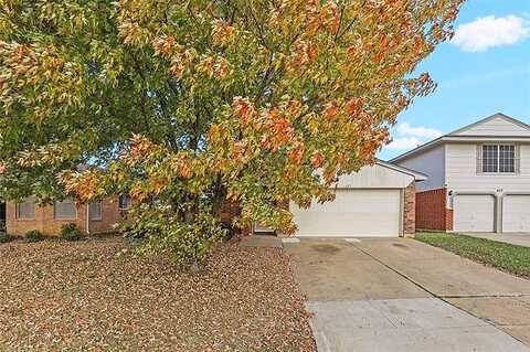 Hollyberry, MANSFIELD, TX 76063