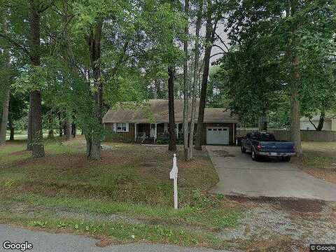 Maple, YORKTOWN, VA 23693
