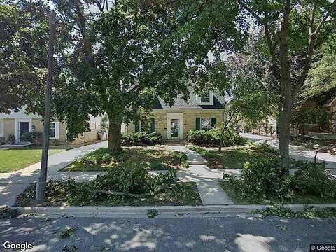 67Th, MILWAUKEE, WI 53210