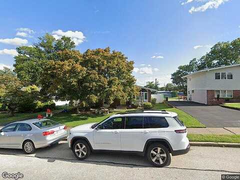 Warren, BROOMALL, PA 19008