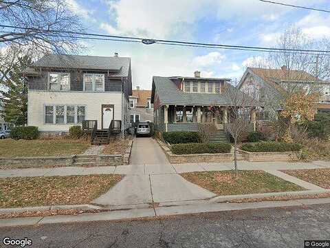 Kenwood, MILWAUKEE, WI 53211