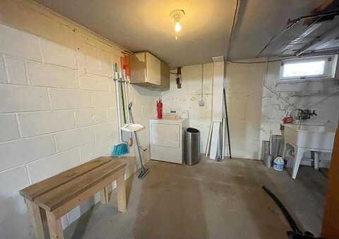 Huntsinger, PARK RAPIDS, MN 56470