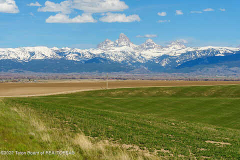 W 5800 N, Tetonia, ID 83452