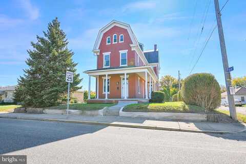Main, DALLASTOWN, PA 17313