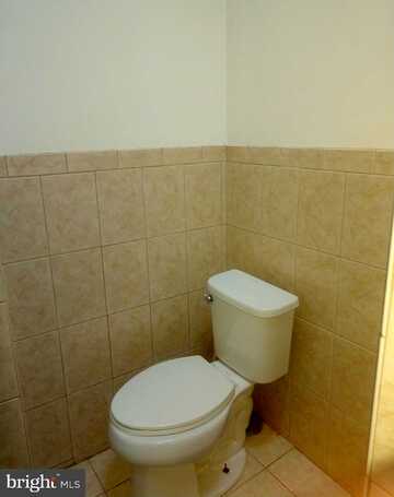 58Th, PHILADELPHIA, PA 19143