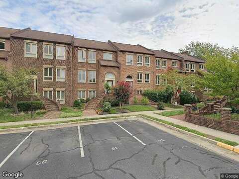 Turnberry, OAKTON, VA 22124