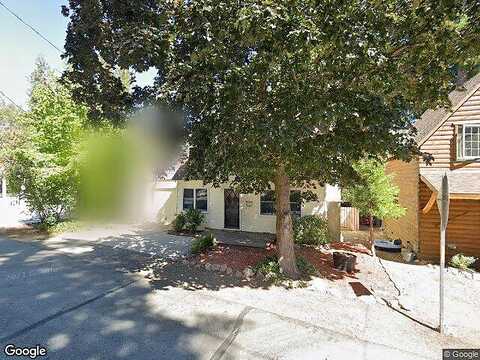 Maple, LAKE ARROWHEAD, CA 92352