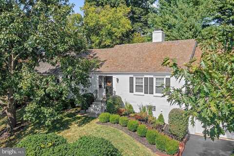 Queens, WEST CHESTER, PA 19382