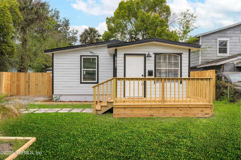 Dyal, JACKSONVILLE, FL 32206