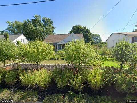 Spruce, LA CRESCENT, MN 55947