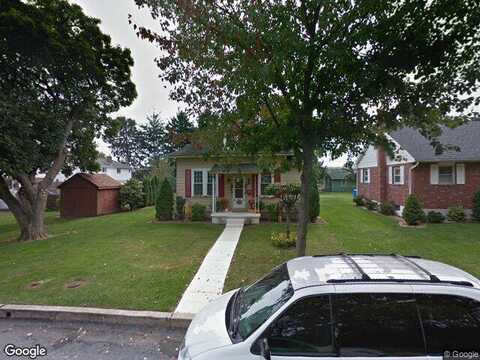Windsor, WYOMISSING, PA 19610